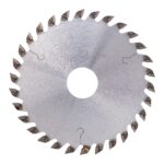 تیغ سروته زن hm